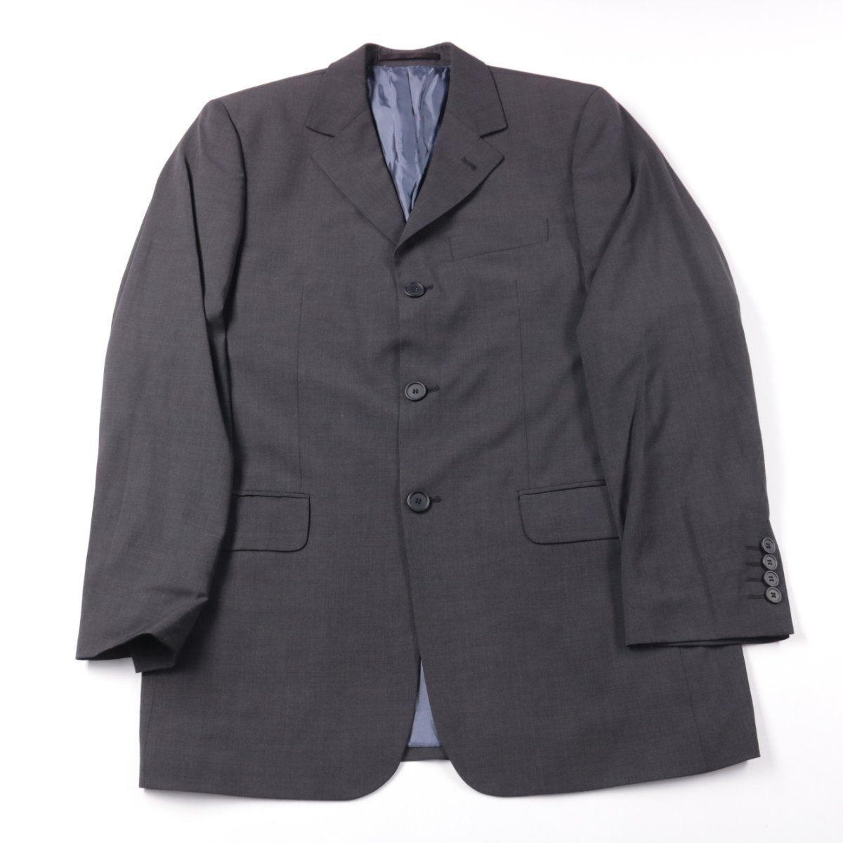 костюм не указано