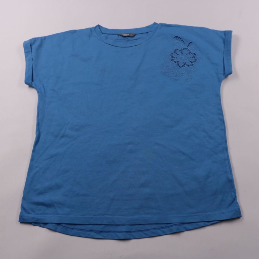 футболка Nutmeg