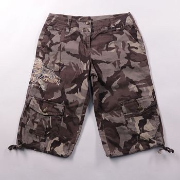 брюки не указано