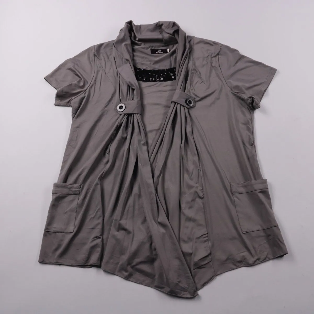 блузка не указано