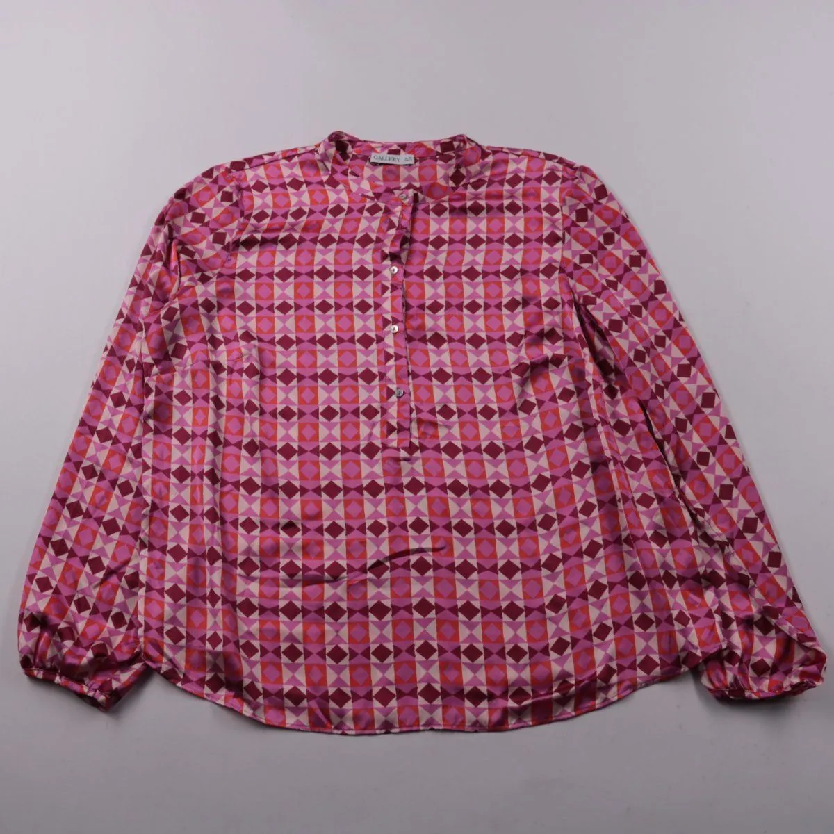 блузка Gallery