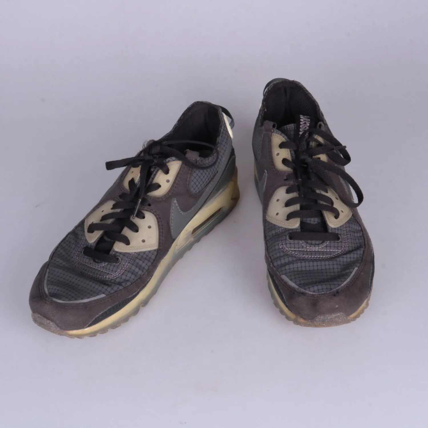 кроссовки Nike