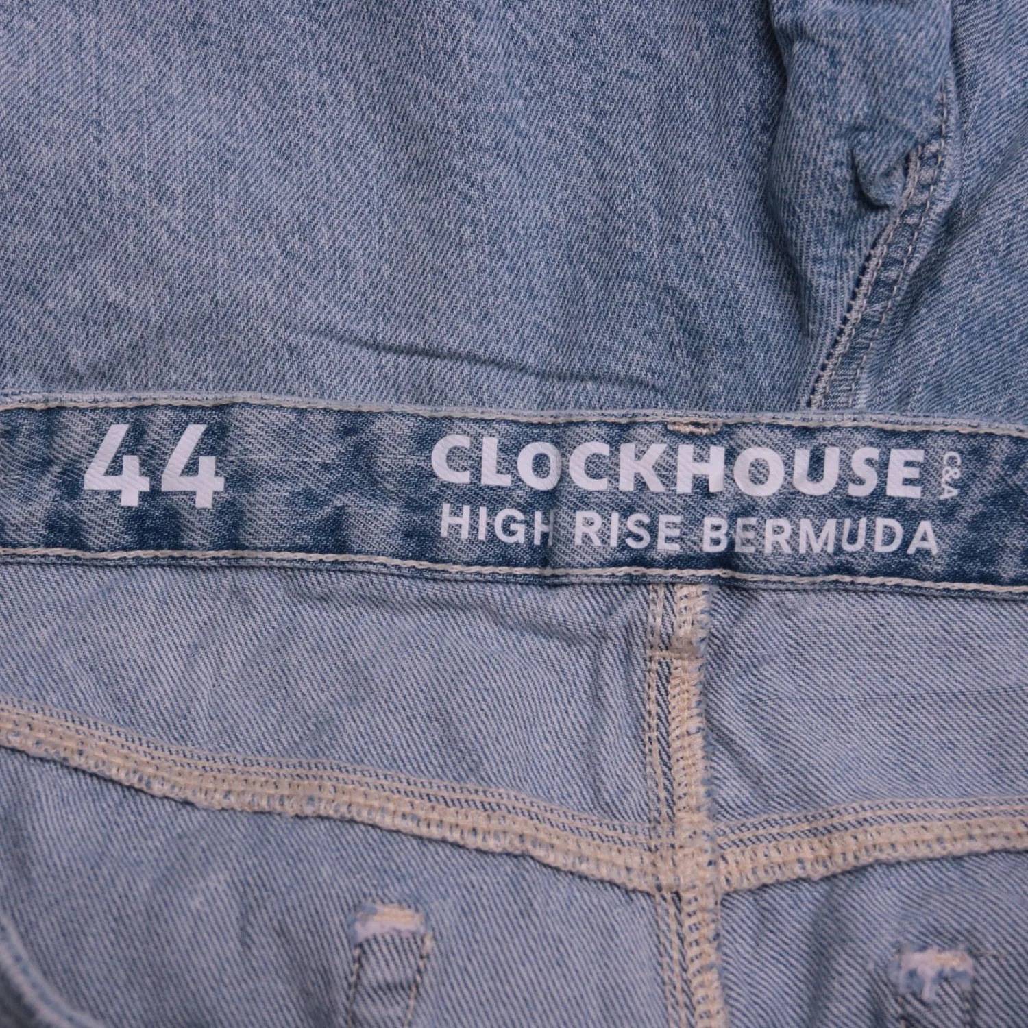 шорты Clockhouse