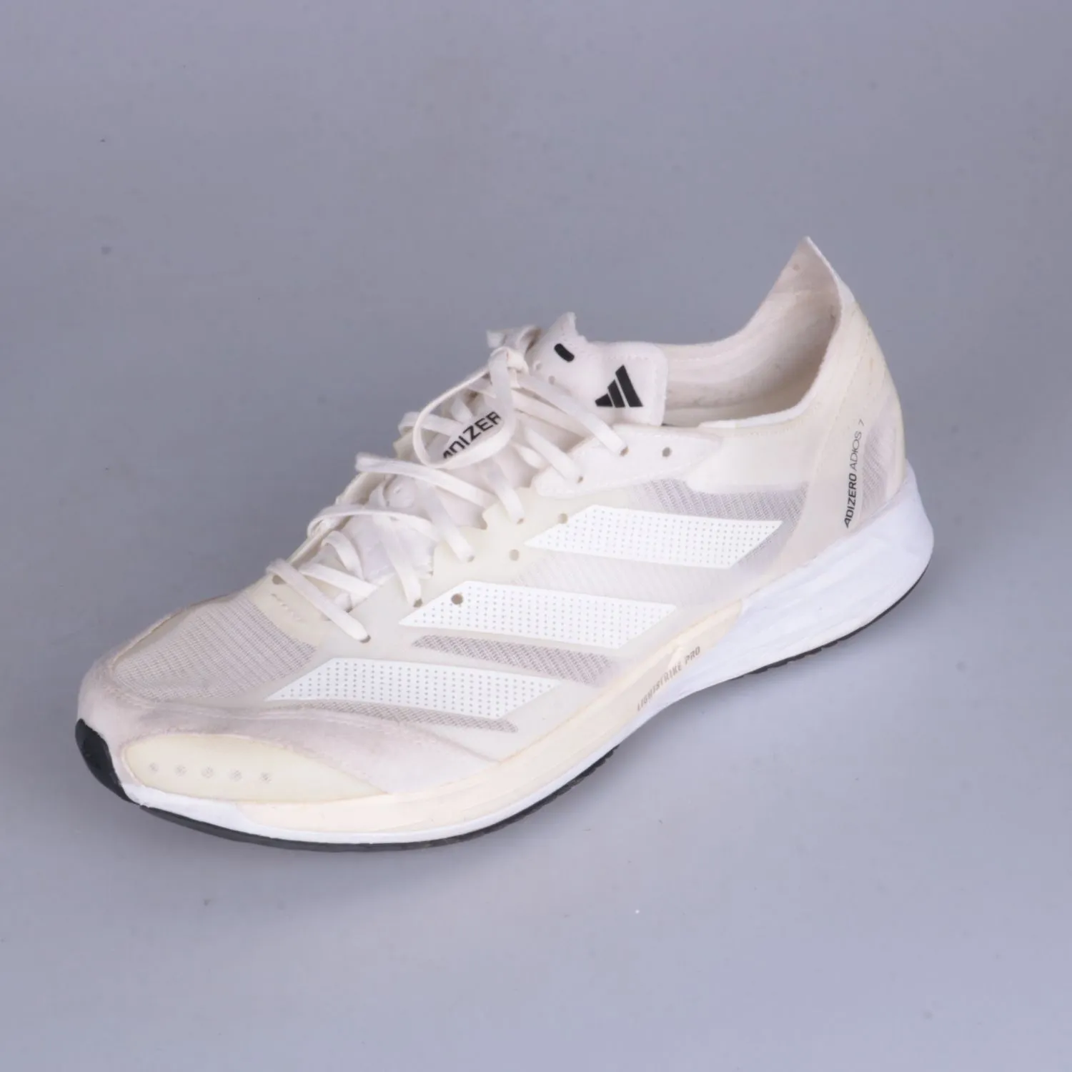 кроссовки Adidas