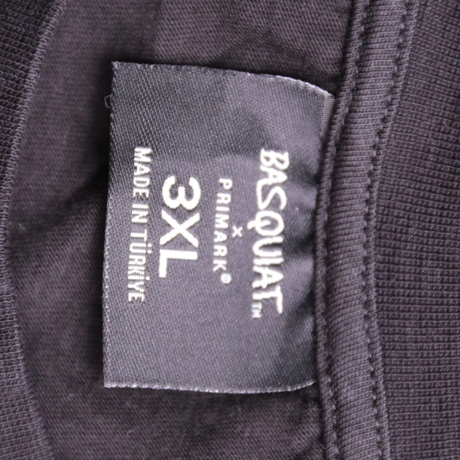 Чёрная футболка Basquiat Primark с ярким принтом, размер 60 (3XL)