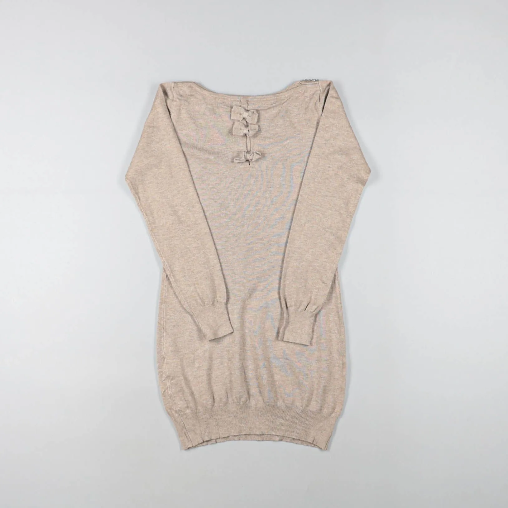 платье не указано